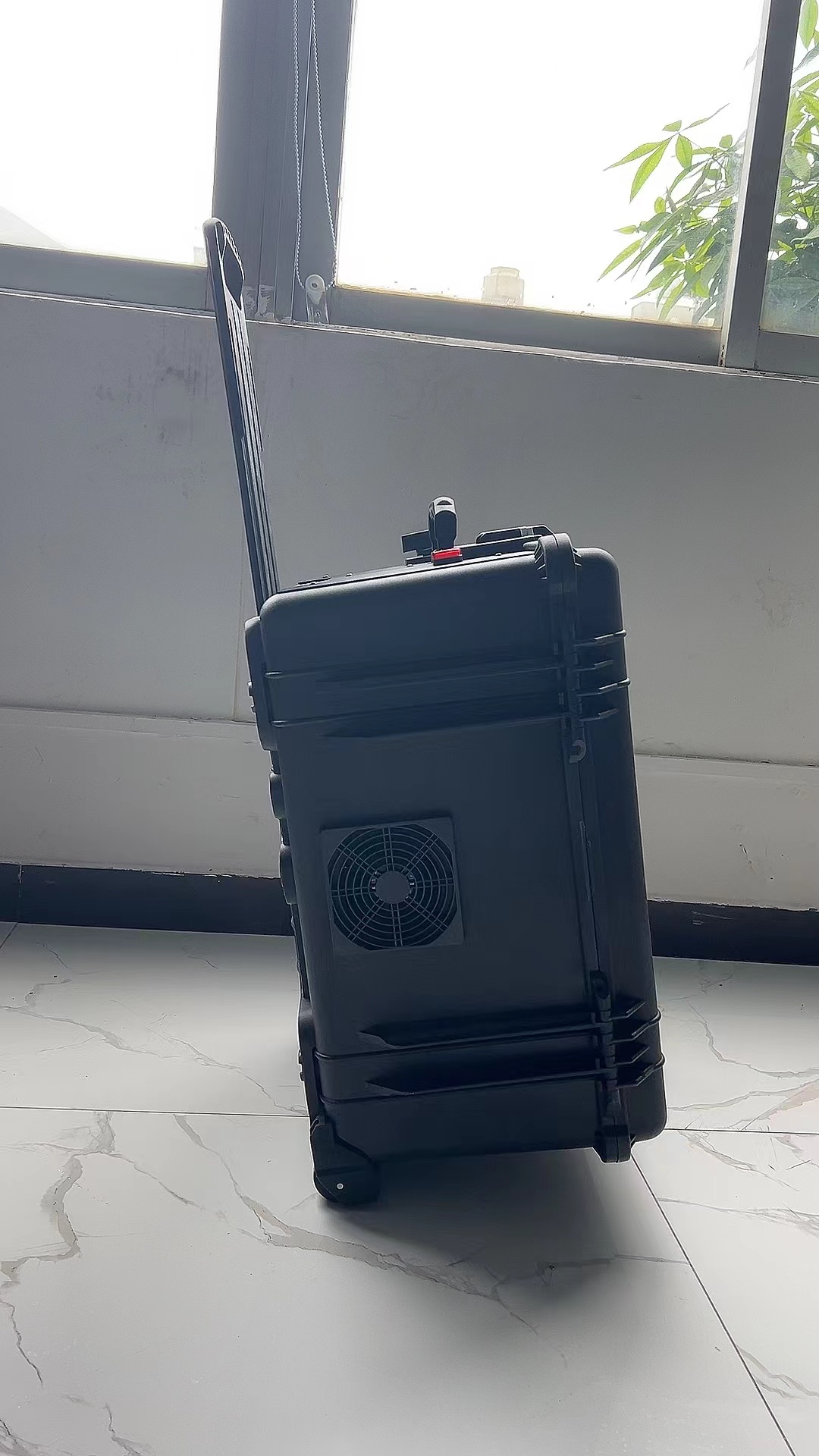 抱罗镇手拉箱型移动通信干扰器
